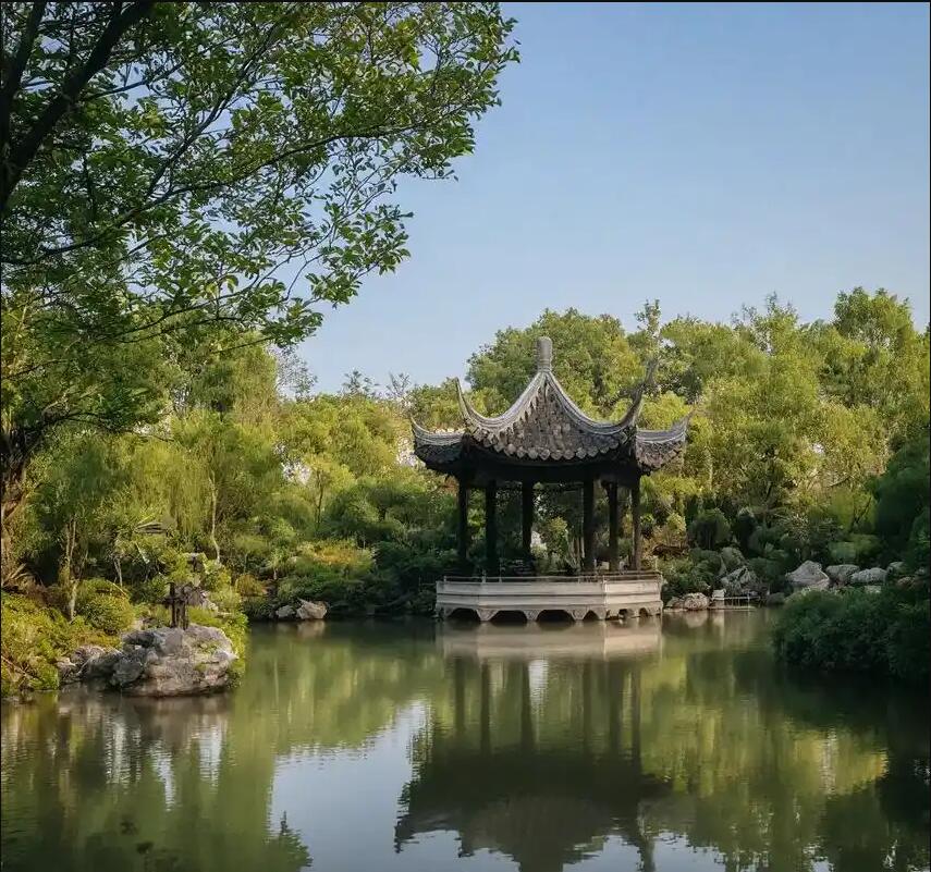 东莞石龙未来餐饮有限公司